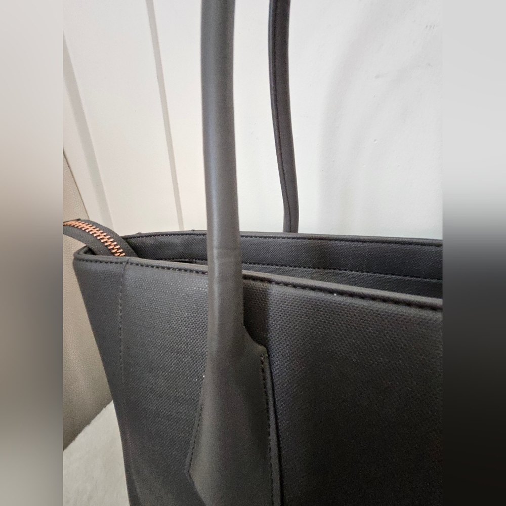 Dagne Dover Signature Tote Graphite Legend - Picture 13 of 17